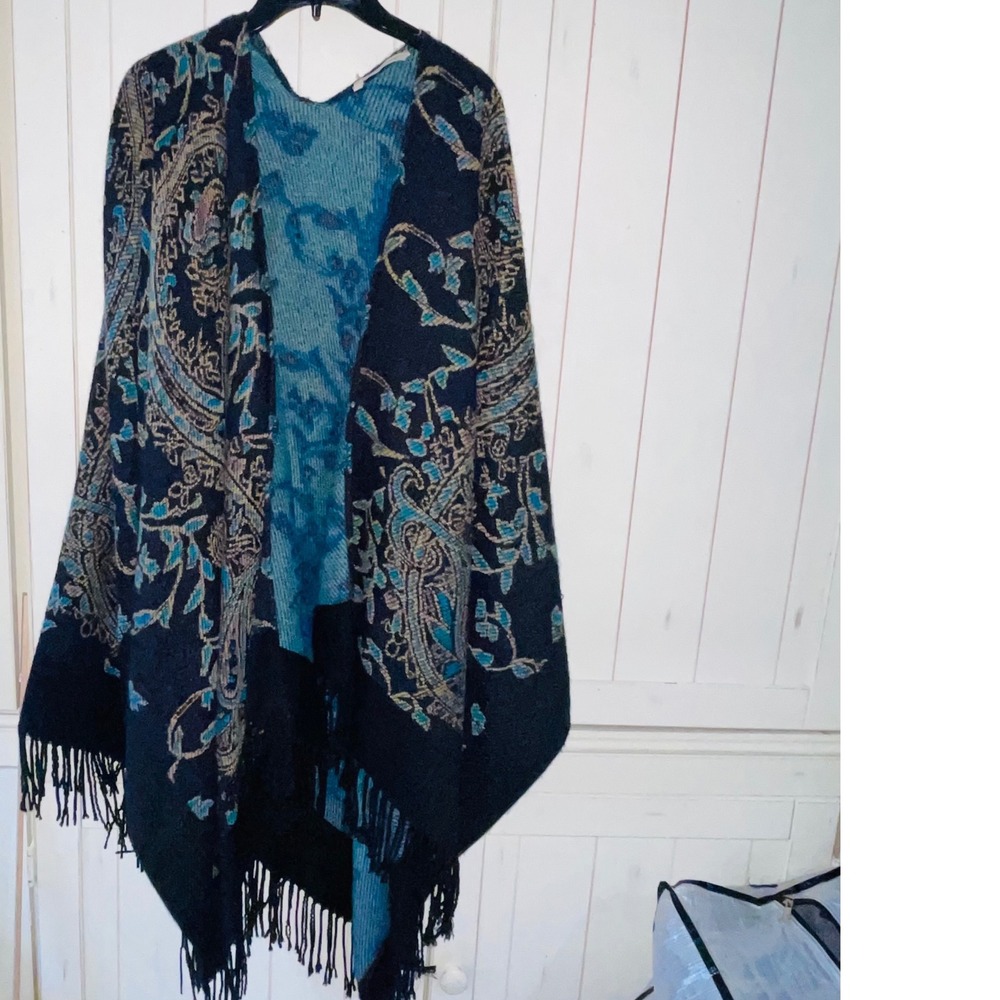 Soft Surroundings Knit Paisley Fringe Poncho Wrap Shawl Sweater One Size